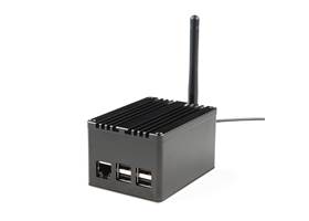 LoRa Raspberry Pi Gateway with Enclosure (2)