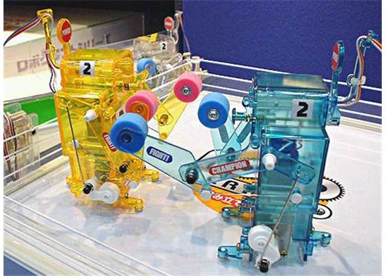 Two Tamiya 71110 Boxing Fighters in a boxing ring.