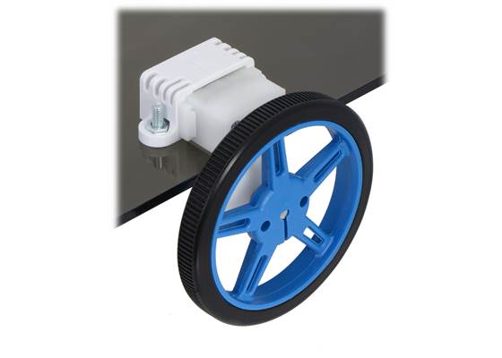 60&#215;8mm wheel and offset mini plastic gearmotor mounted with a wide mini plastic gearmotor bracket.