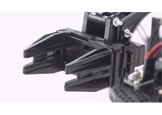 Opening and closing the micro gripper.